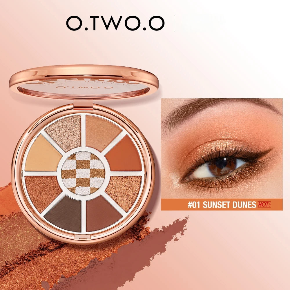O.TWO.O CHARM LOVE MARK EYESHADOW PALETTE