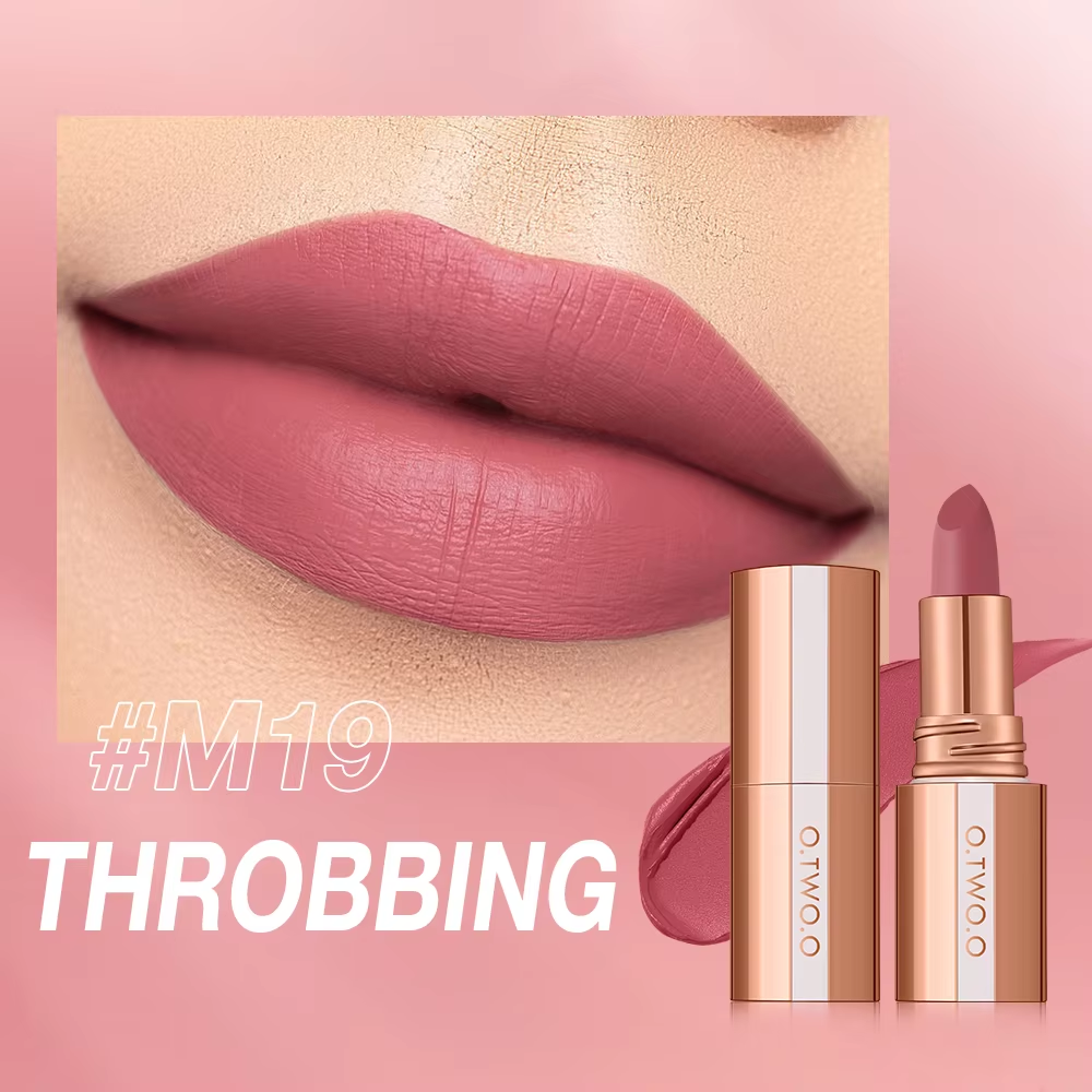 O.TWO.O MISTY KISS LOCK COLOUR MATTE LIPSTICK