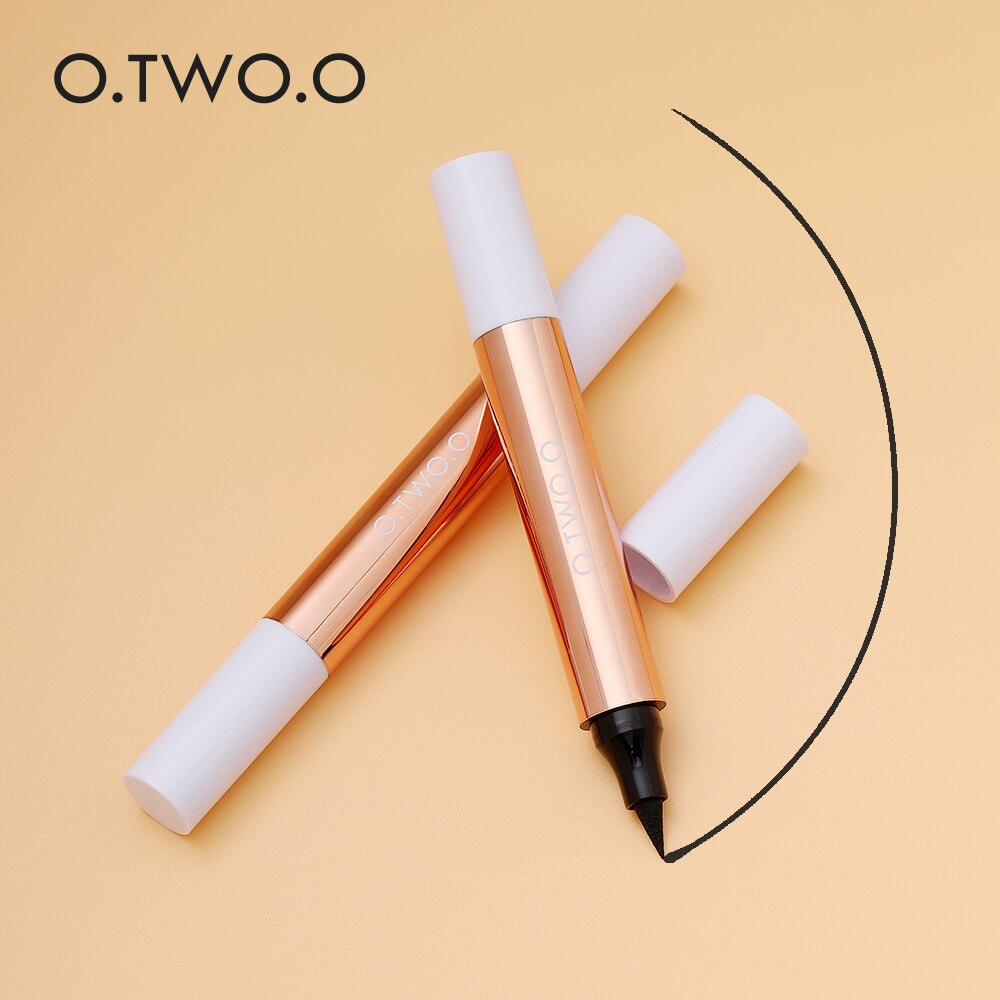 O.TWO.O CAT-EYE STAMP EYELINER
