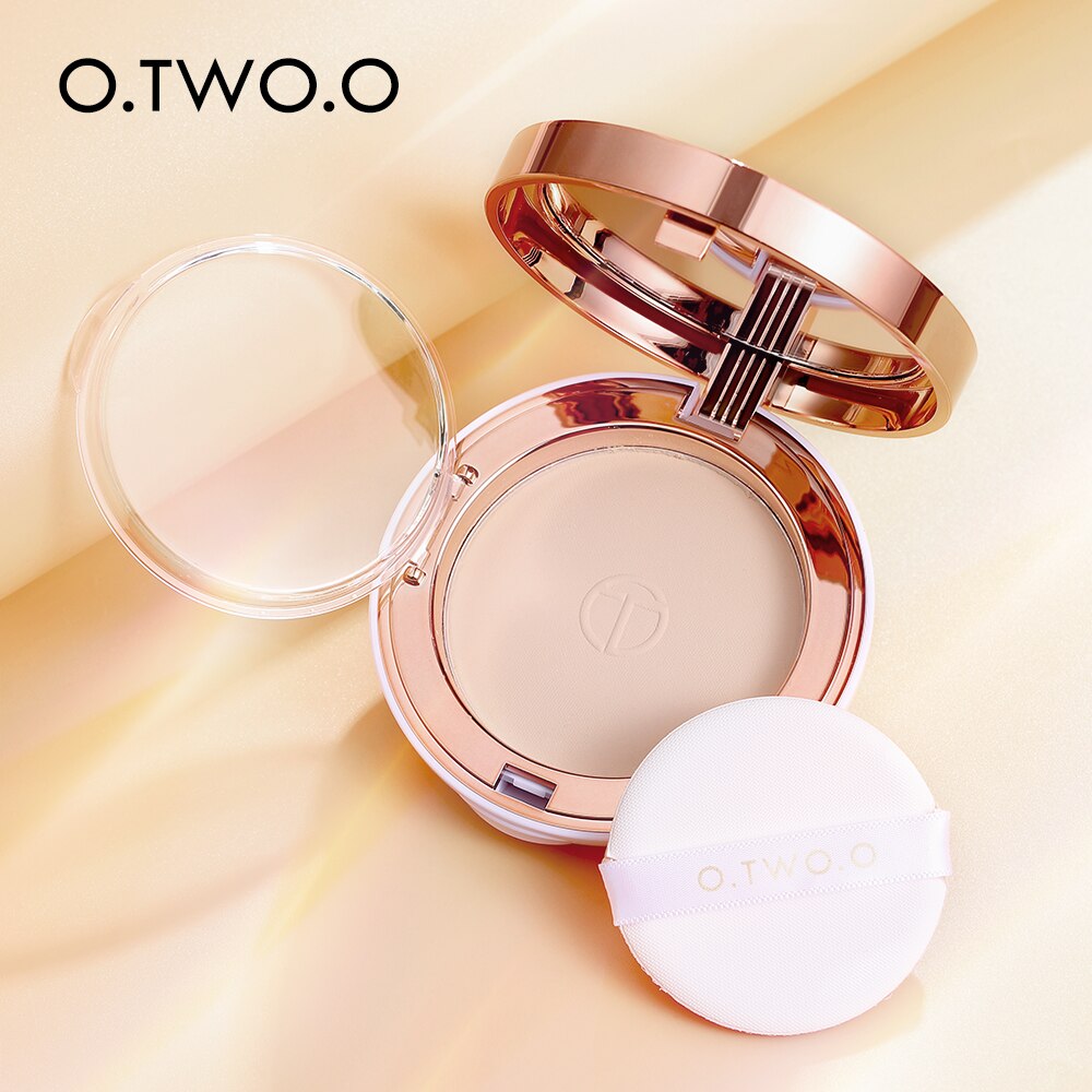 O.TWO.O SILKY AND MOISTURIZING SETTING POWDER