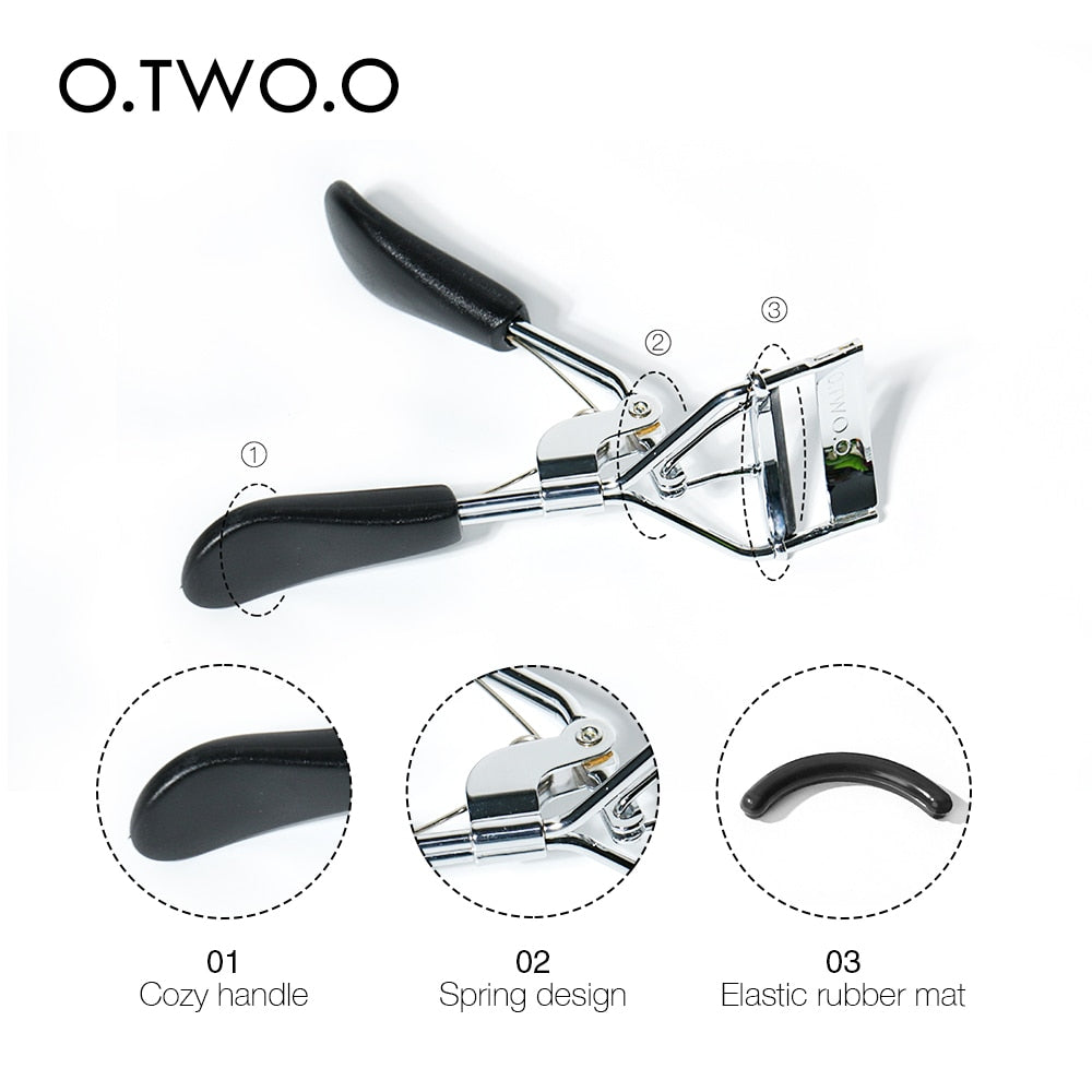 O.TWO.O LASHES CURLER